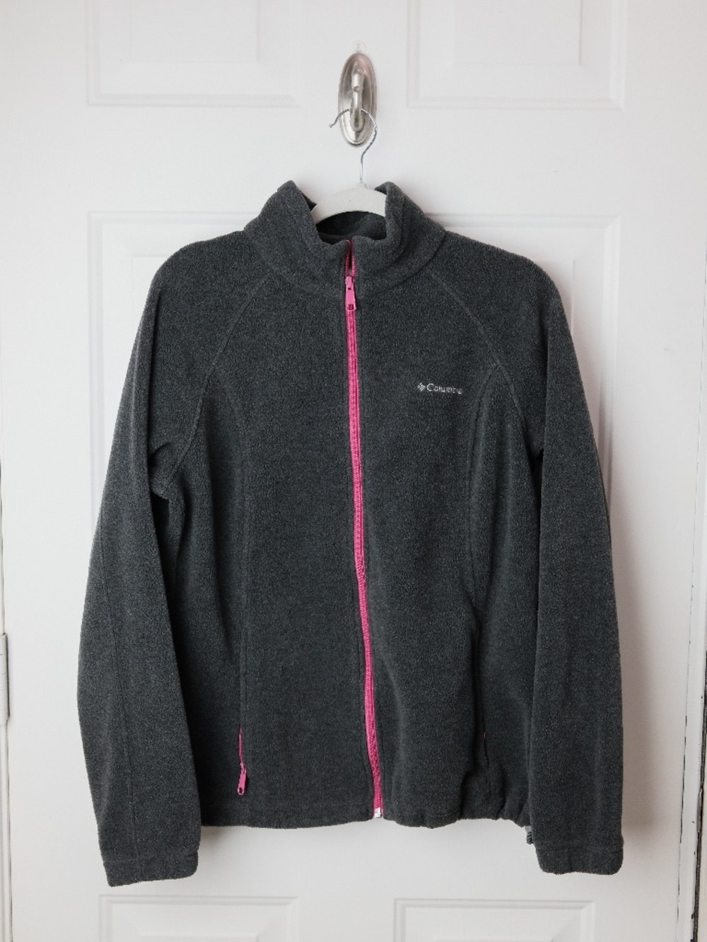 Columbia Women's Gray Fleece Jacket Full Zip Pink Trim Lightweight Outdoors